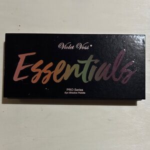 Violet Voss Essentials PRO Series Palette